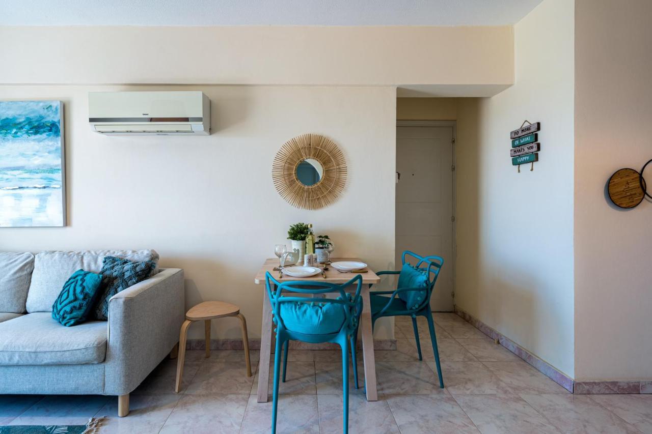 Sunny 2-Br Apartment In Mackenzie Larnaca Luaran gambar